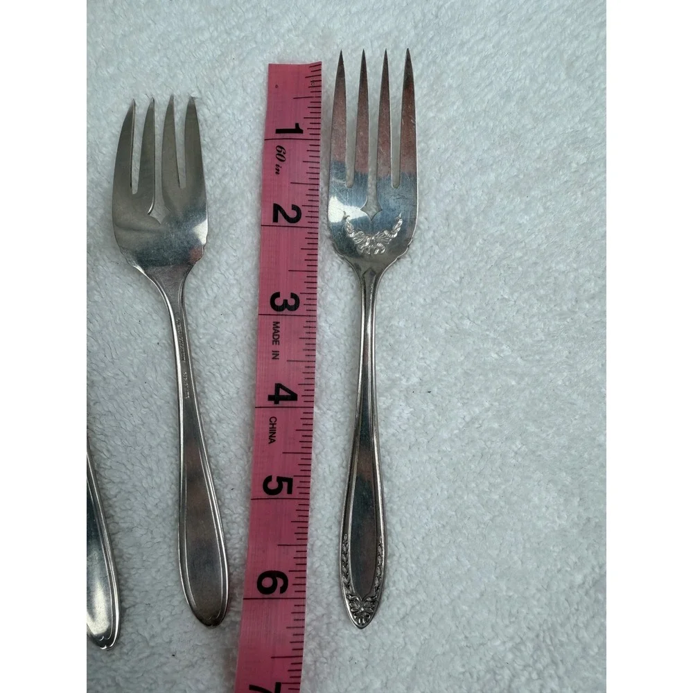 Oneida Community Par Plate 1915 bridal wreath Silverplate salad Forks Set of 5